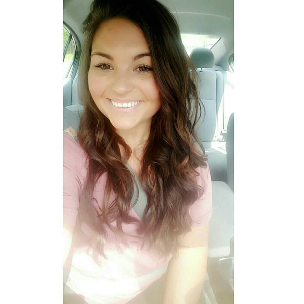 Meet your Posher, Ashley