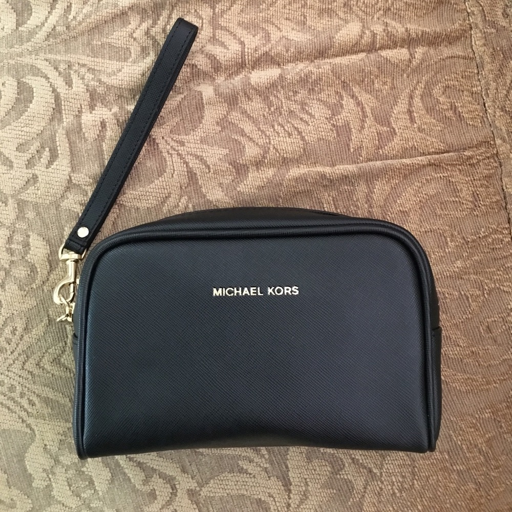 Michael Kors Cosmetic Case / wristlet