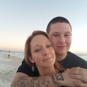 Meet your Posher, Gaige