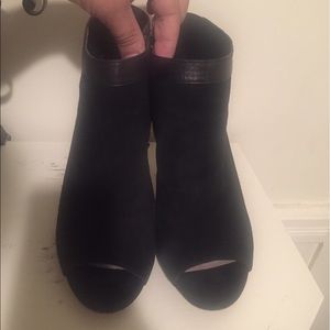 Vince camuto suede boots