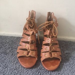 Dolce vita wedges