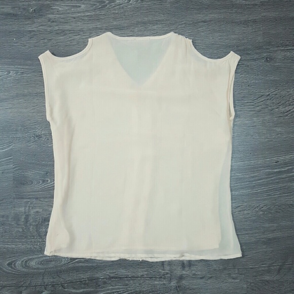 Creme Cold Shoulder Sequin Top Sz Xs - Picture 4 of 4