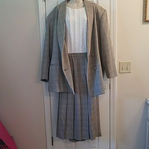 Black white and red skirt and blazer set