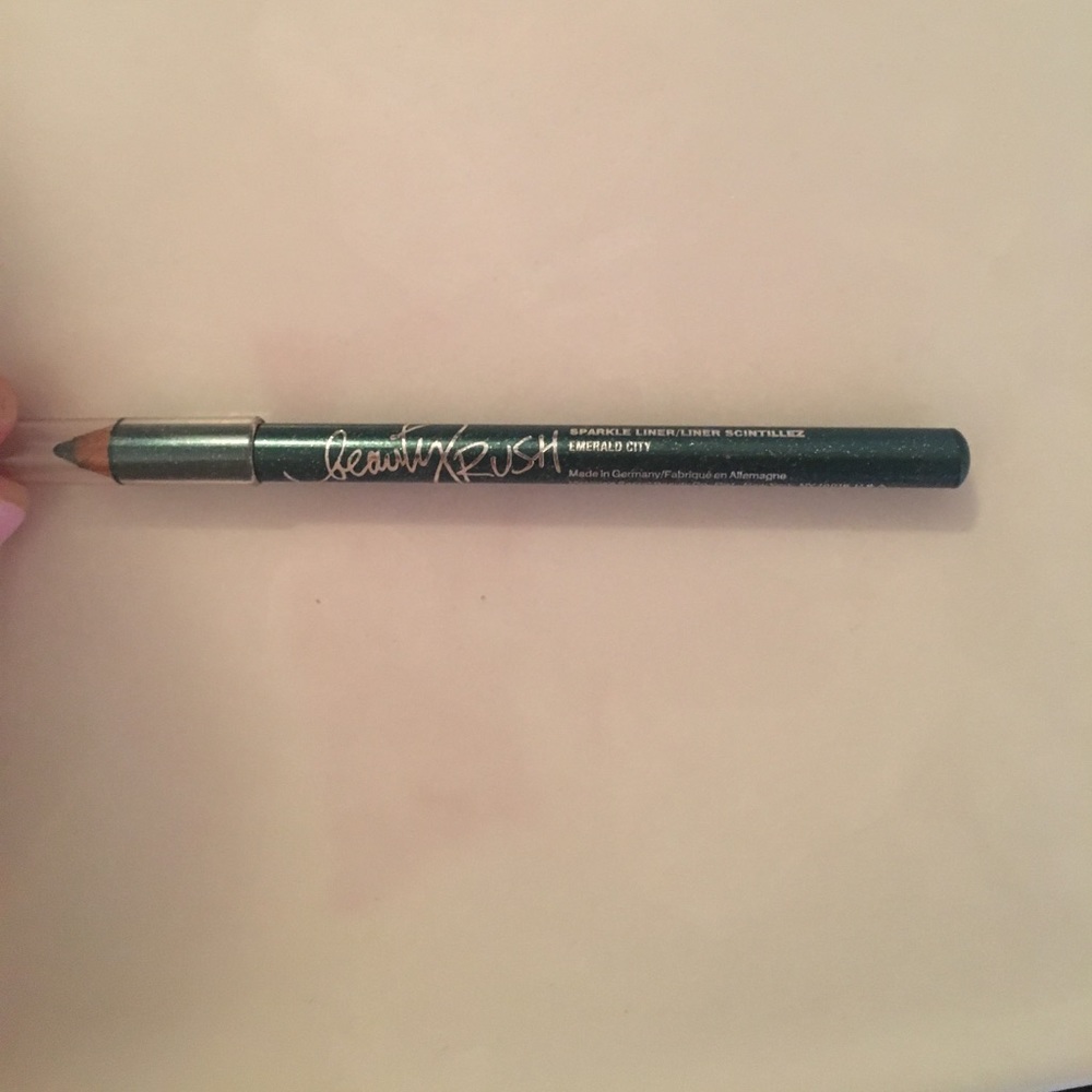 Victorias Secret Beauty Rush sparkle eye liner