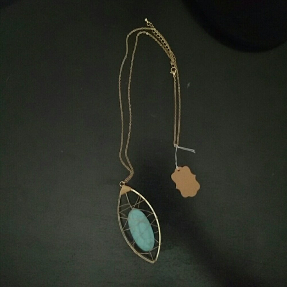 Necklace with turquoise stone