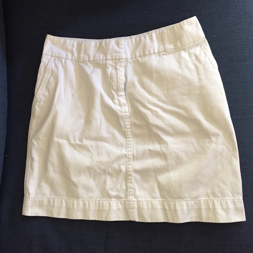 Vineyard Vines White Chino Skirt