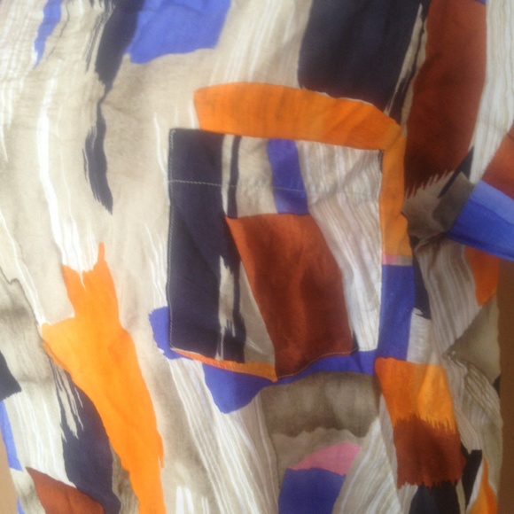 Short dress - Picture 2 of 4