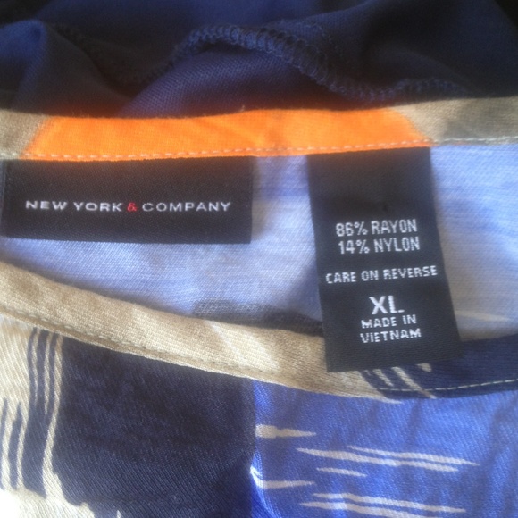 Short dress - Picture 4 of 4