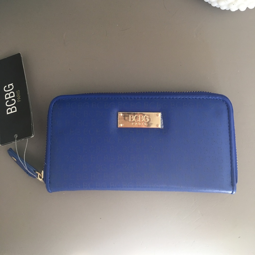 Brand new bcbg wallet