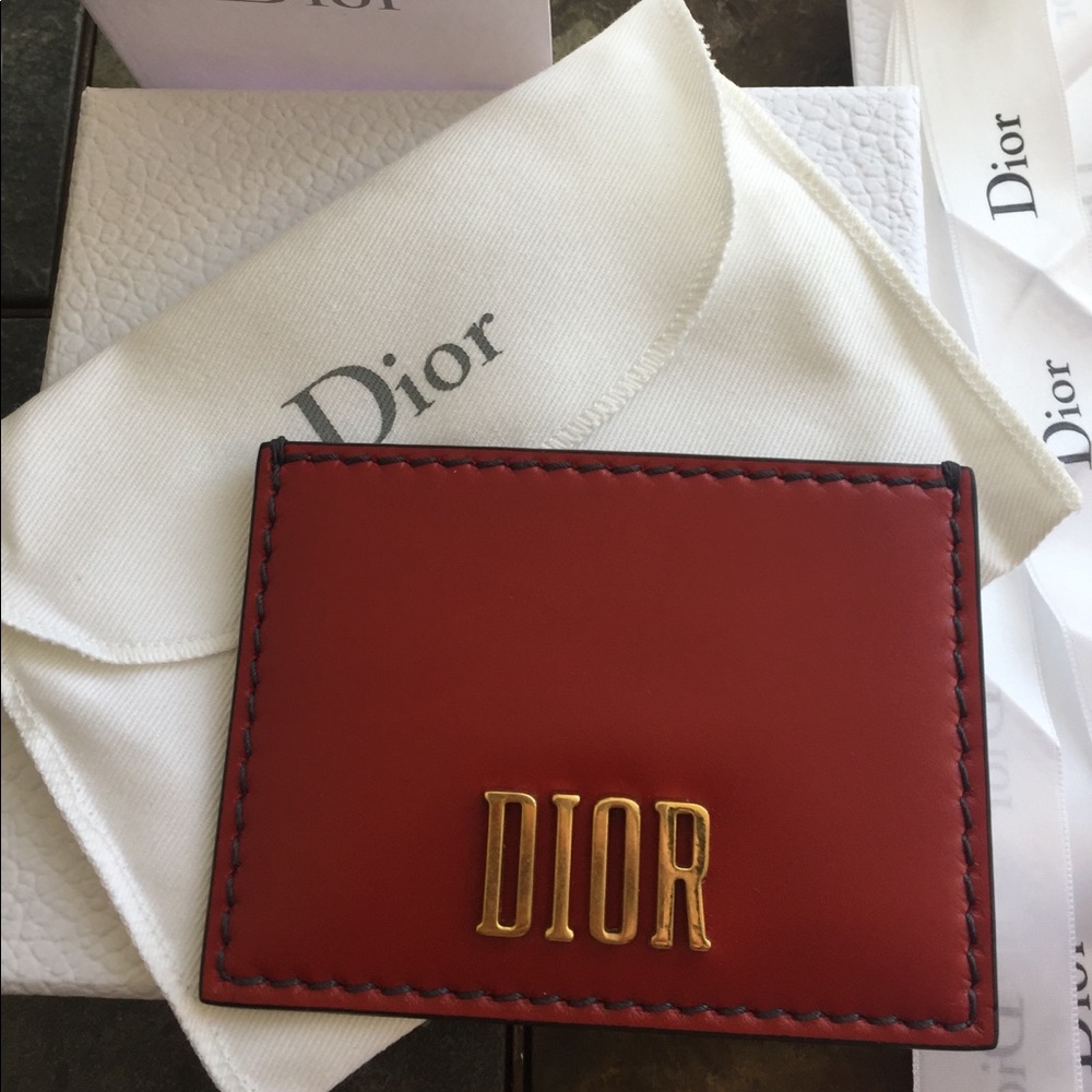 Dior Card Case 🌹