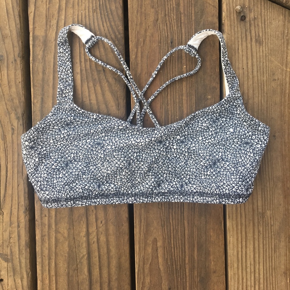 Lululemon Patterned Sports/Yoga Bra