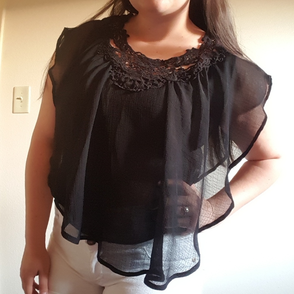 Flowy Black Top by Love J - Size: M