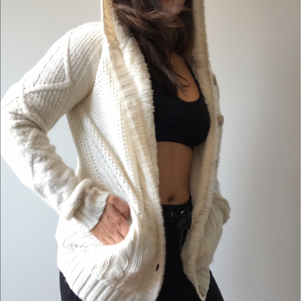 Faux fur and wool cardigan with a hood