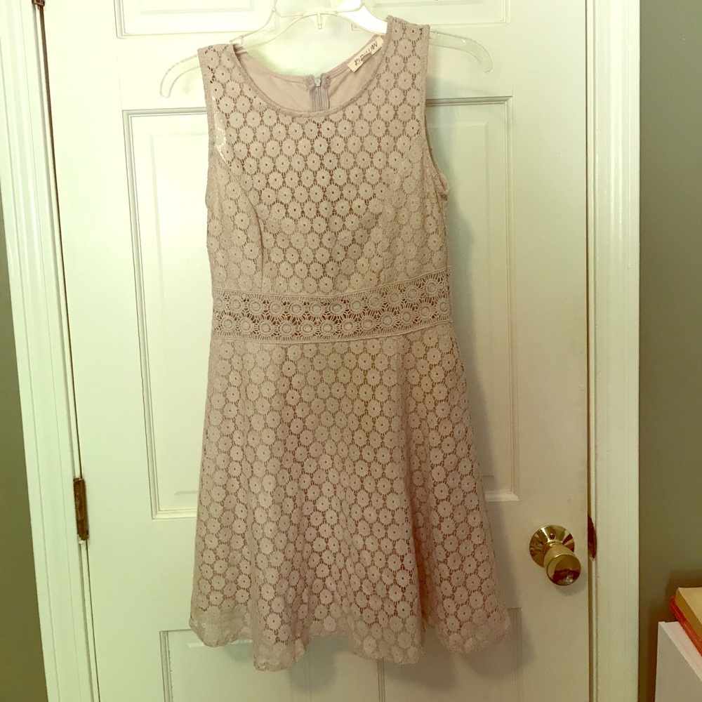 Vintage looking lace dress