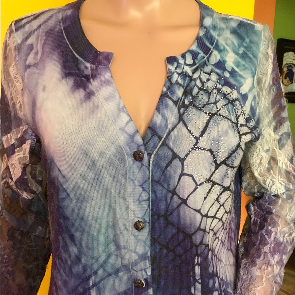 Sweater - Picture 3 of 4