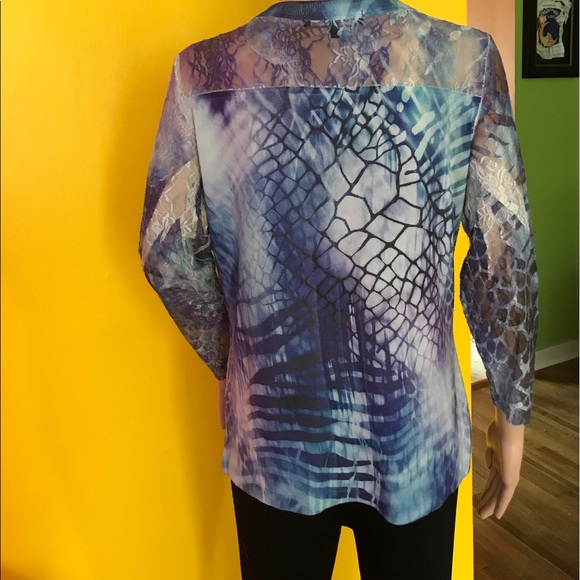 Sweater - Picture 4 of 4