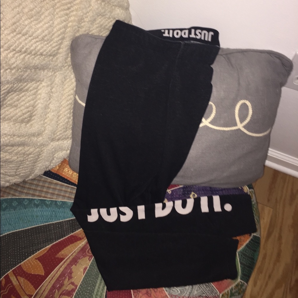 NIKE workout leggings