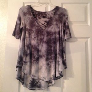 NWOT Criss-cross front Soft & Sexy T