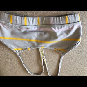 Lululemon Flow Y Bra size 4