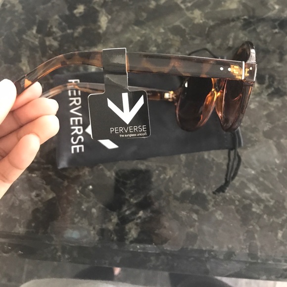 Perverse new sunglasses main image 4