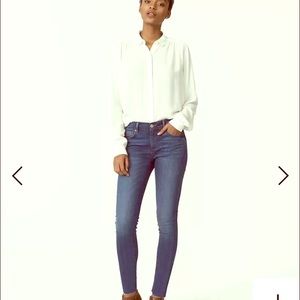 Petite Ann Taylor Loft raw edge jeans size 0