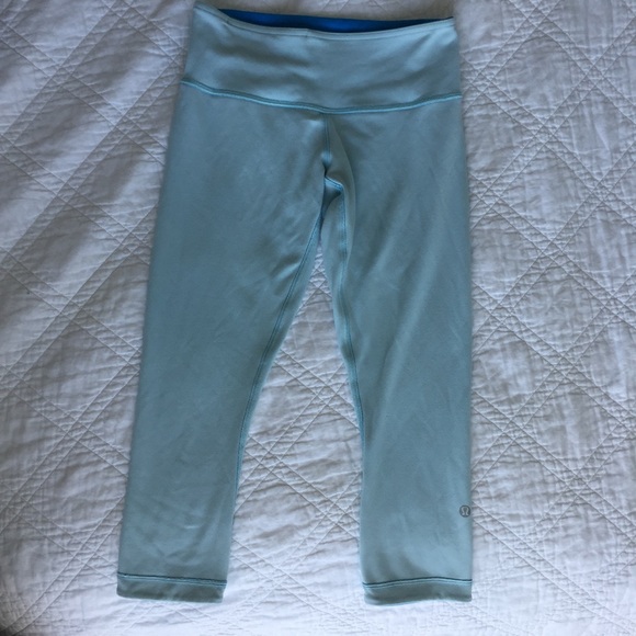 Lululemon Reversible Wunder Under Crops - Blue - Picture 3 of 6