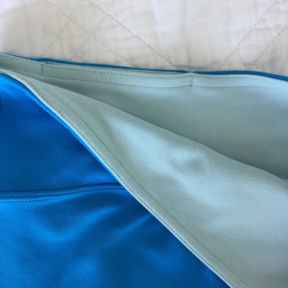 Lululemon Reversible Wunder Under Crops - Blue - Picture 6 of 6