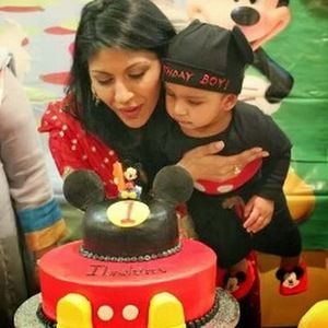 Meet your Posher, Sheerin