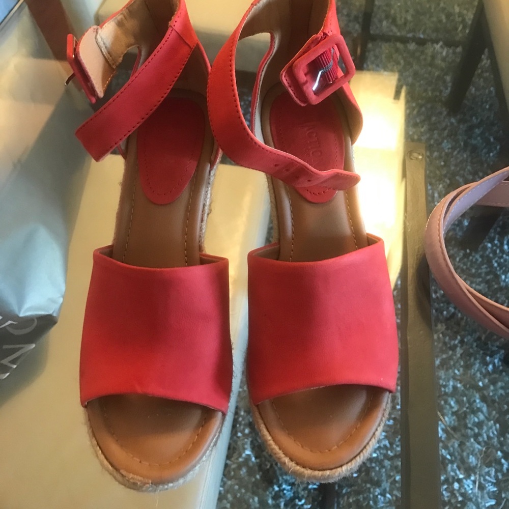 Flirty Spring Wedges by Kenneth Cole