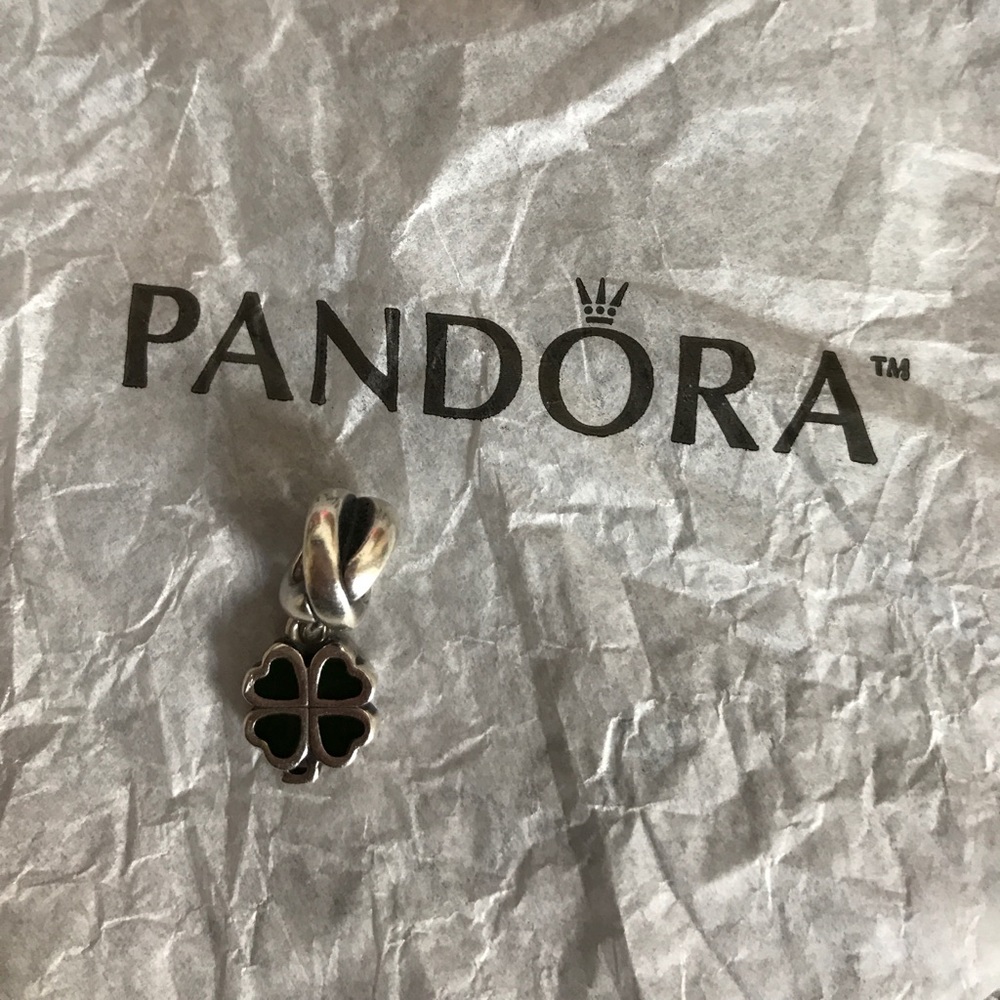Four leaf clover pandora charm