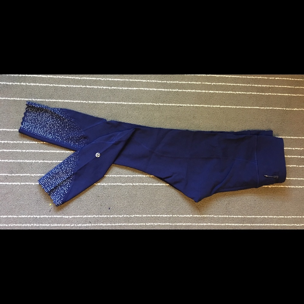 SOLD Lululemon Tight Stuff Tight