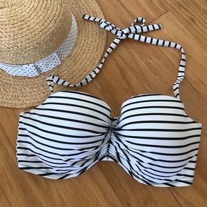 Like New 34DD Bikini Top