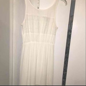 Elegant white maxi dress