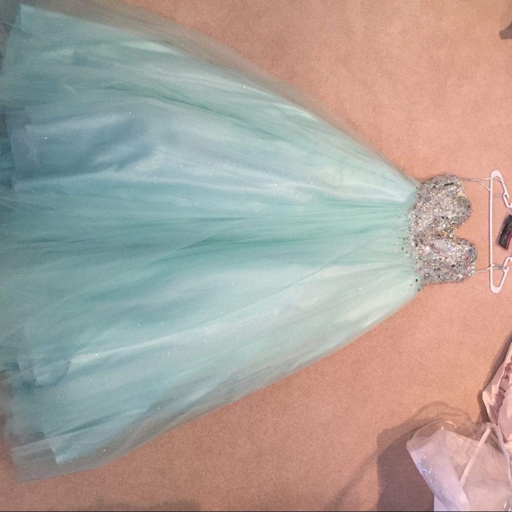Night moves strapless prom dress, size 2