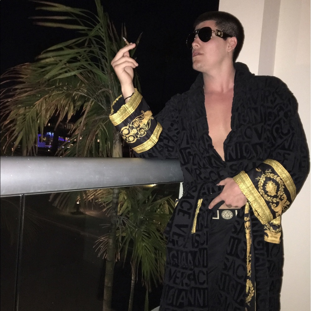 Meet your Posher, Zac