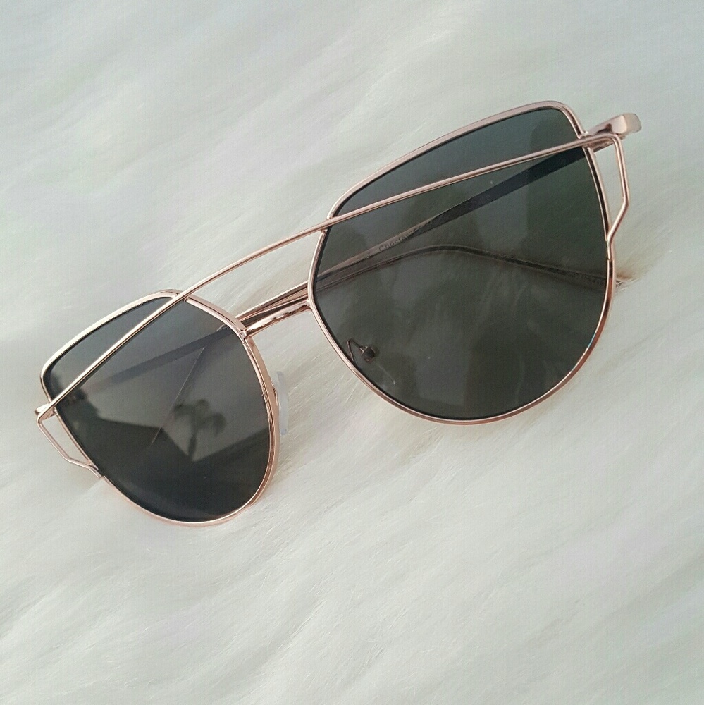 NEW Rose Gold Sunglasses