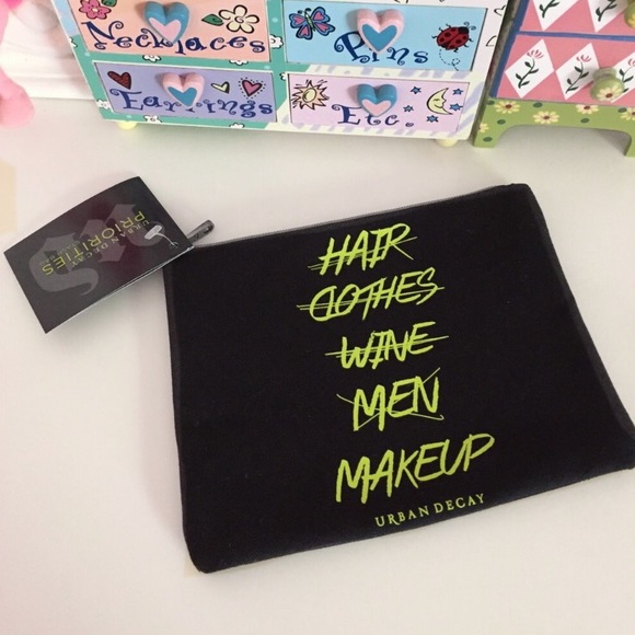 NWT! RARE Urban Decay Cosmetic Makeup Bag Stash - Picture 1 of 7