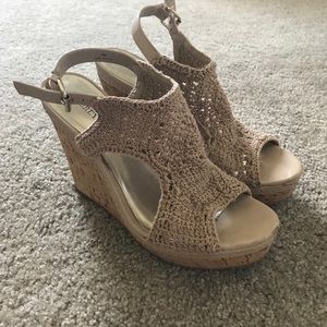 Audrey Brooke Walta wedges