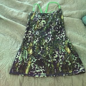 Xs lululemon tank with cross cross back