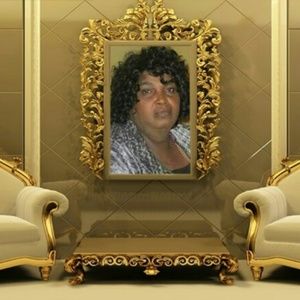 Meet your Posher, Peggy