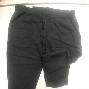 Black linen drawstring cropped pants