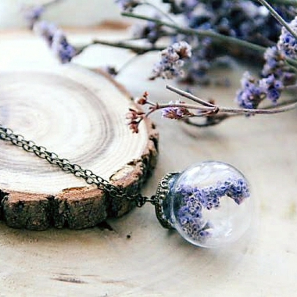 "Romantic Resplendence"🌼Lavender Flower Necklace