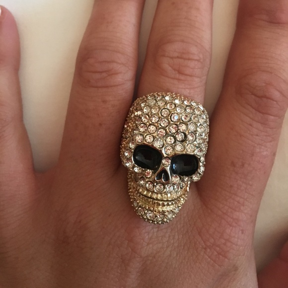 Skull ring - Picture 2 of 5