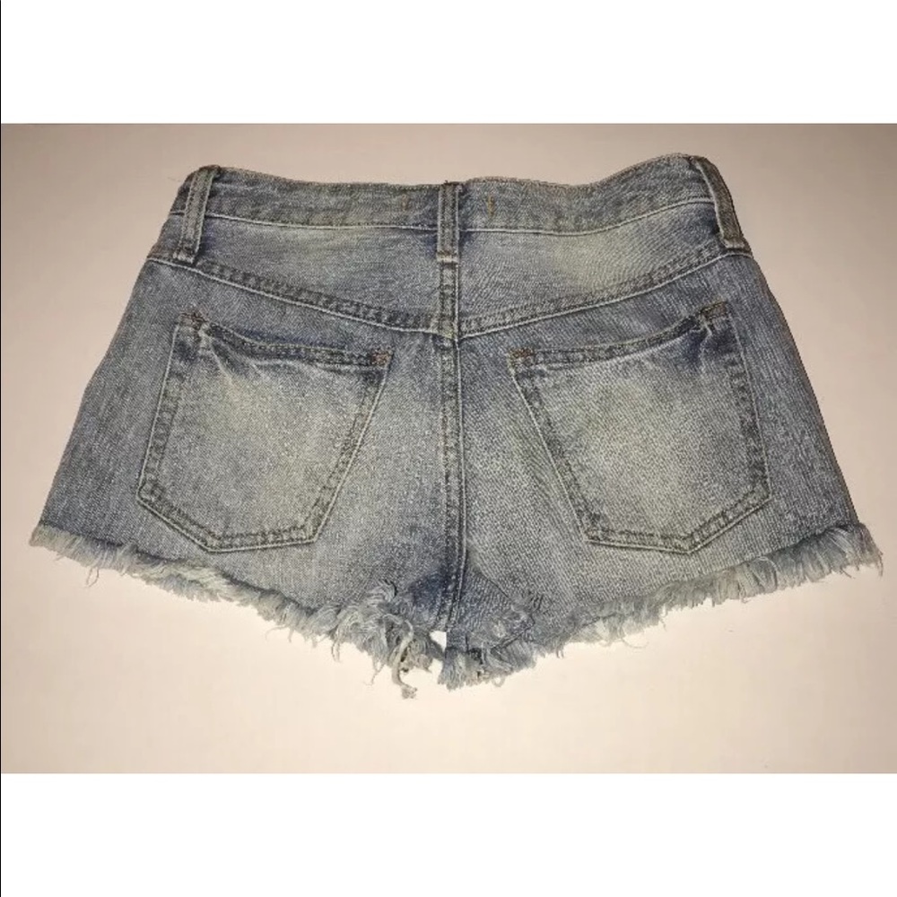 Free people high wasted frayed jean shorts - Picture 2 of 5