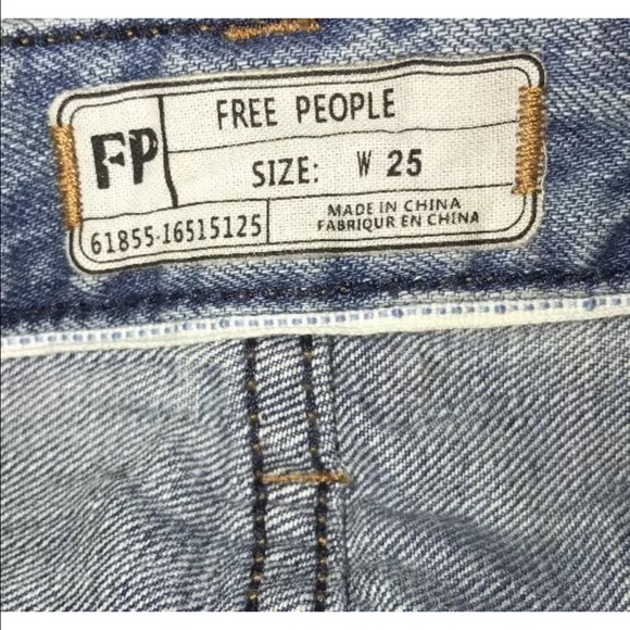 Free people high wasted frayed jean shorts - Picture 3 of 5