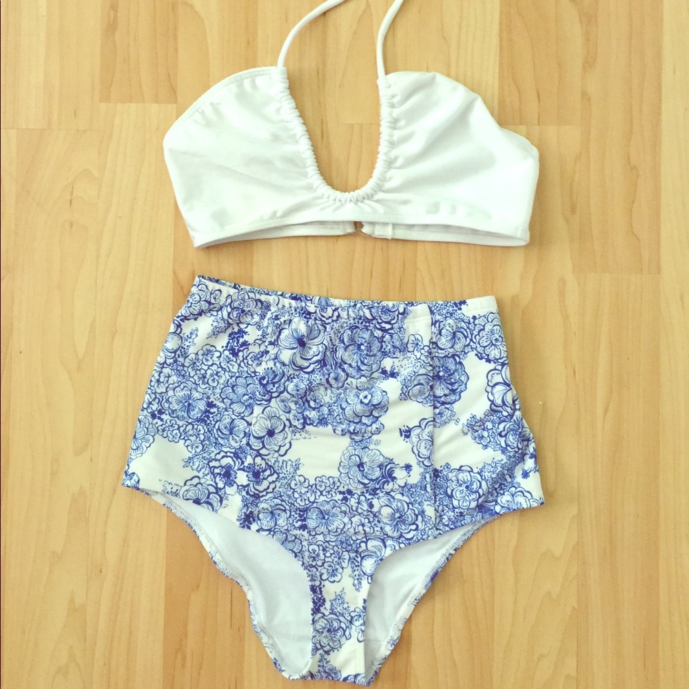 High waist brief + bikini top