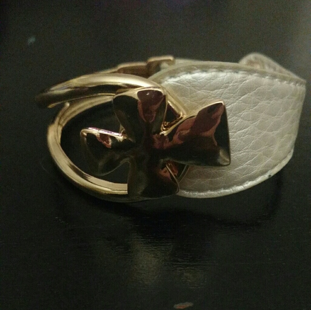 Cuff bracelet