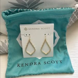 Brand new Kendra Scott Sophia earrings