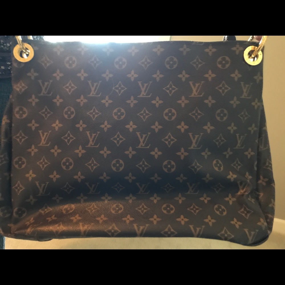 Authentic Louis Vuitton handbag