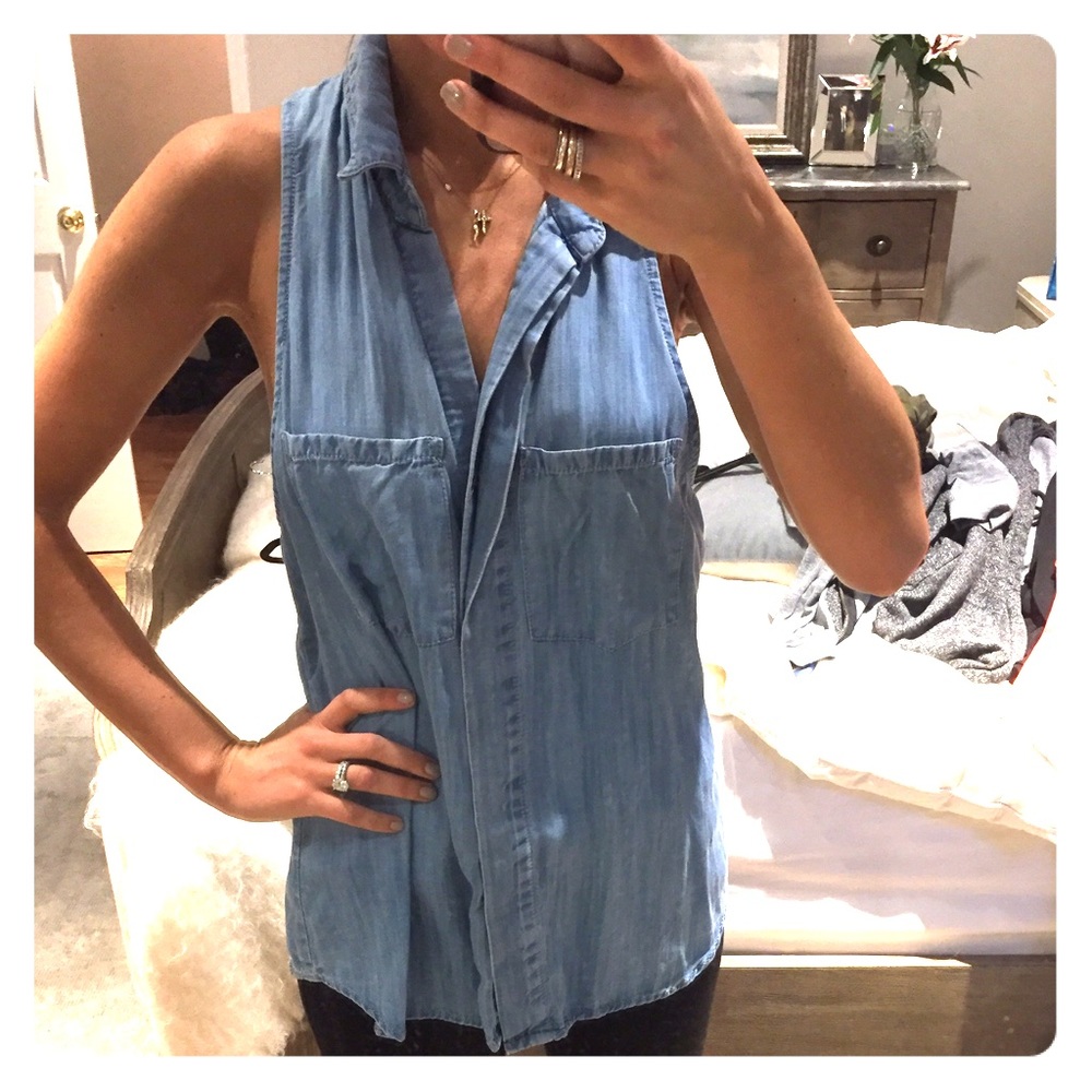 Bella Dahl Button up jean tank with skit in back